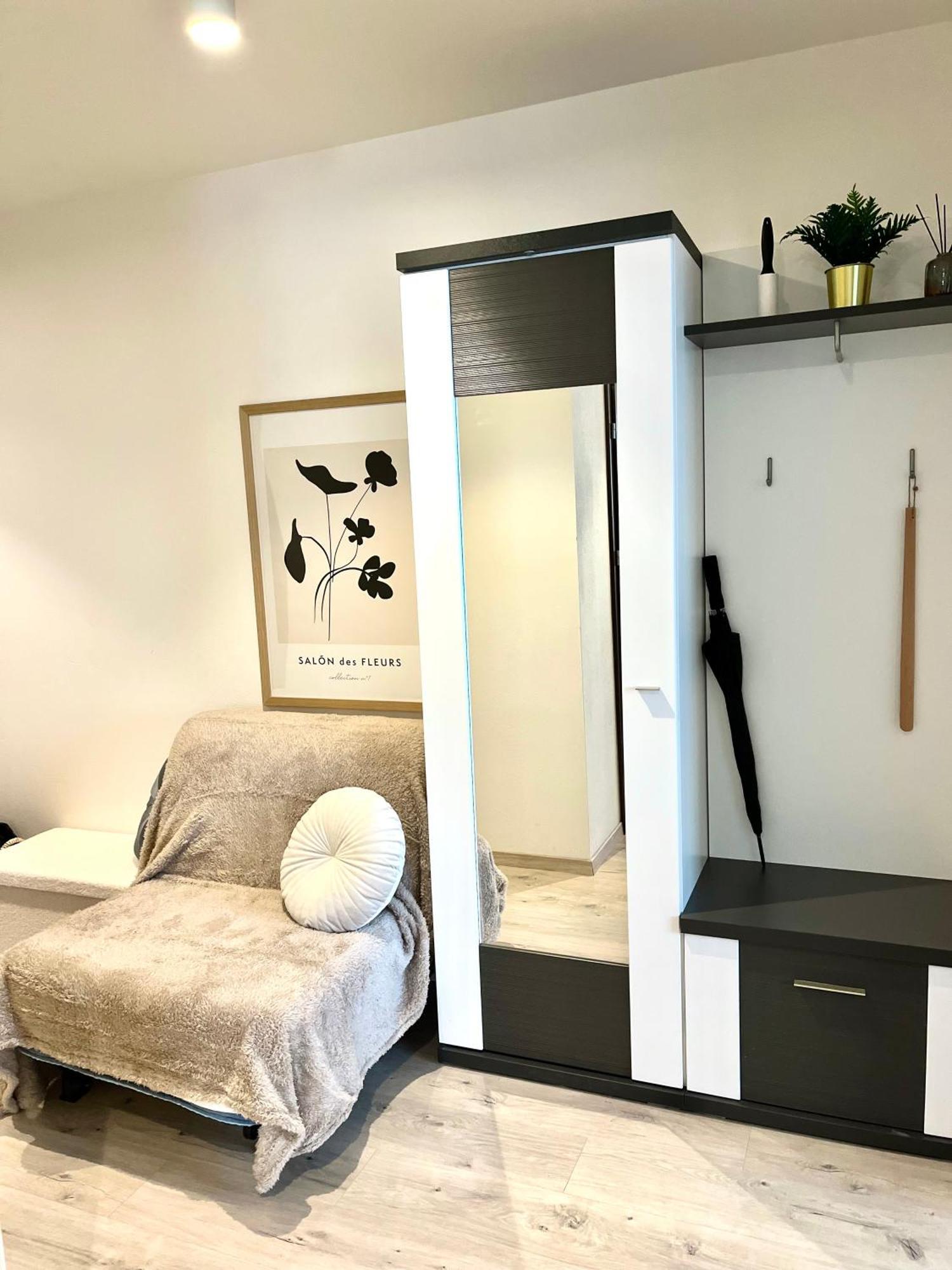 The Elite Suite II Downtown Ac & Garage Parking Bratislava Eksteriør bilde